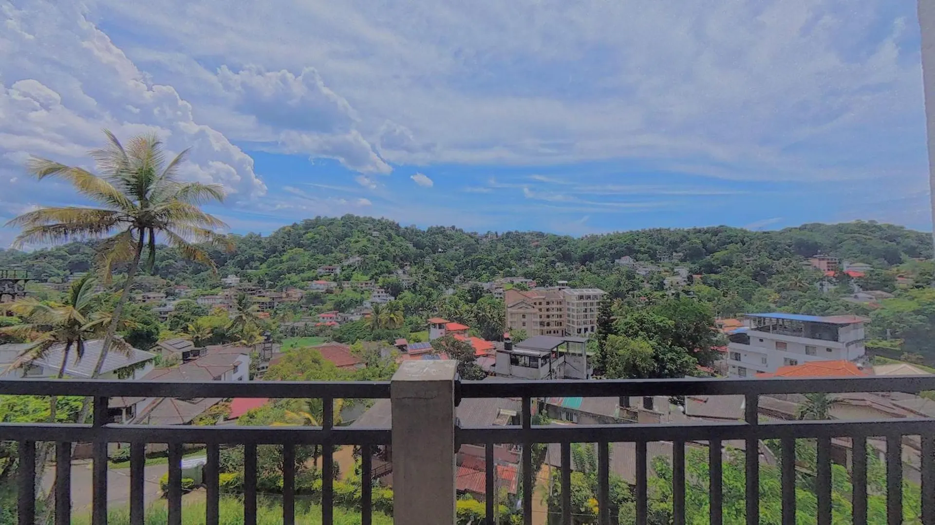 Konukevi Terrace Kandy Sri Lanka